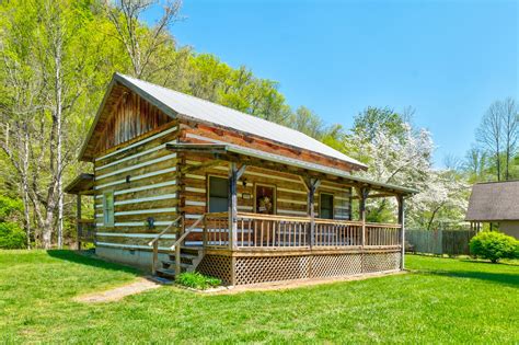 Creekside Bliss Cabin Gatlinburg And Pigeon Forge Cozy Mountain Cabins