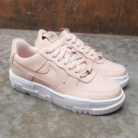 Кроссовки nike air force 1 low fossil stone. nike women air force 1 pixel particle beige particle beige ...