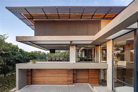 5 Characteristics Of A Tropical Modern House Architropics