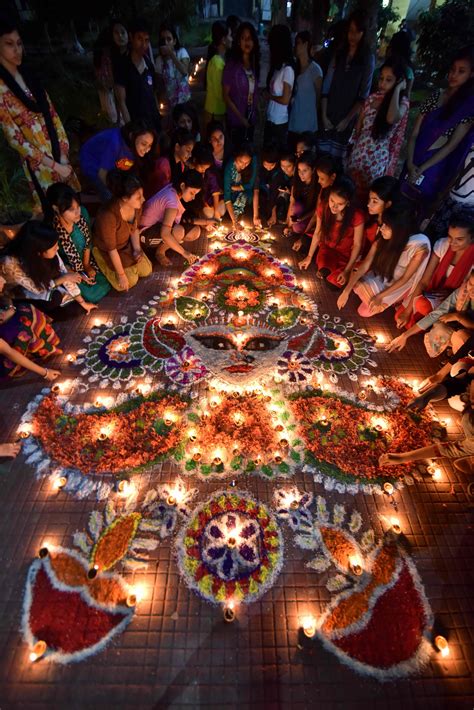 Diwali The Hindu Festival Of Lights In Pictures Hindu Festival Of