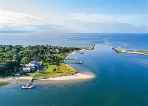 Cape Cod Boston And Coastal Ma Luxury And Waterfront Homes Robert Paul