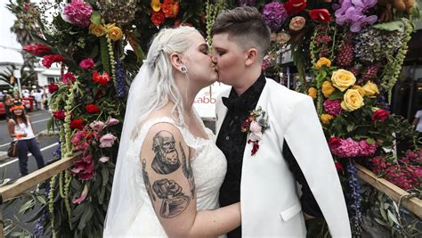 Lesbian Couple Become First In New Zealand To Get Married In Pride