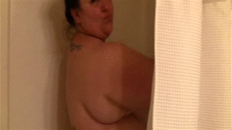 Bbw Bella Bendz Is In The Shower Shaving Her Pussy And Armpits The Best Bbw Ssbbws Clips Sale