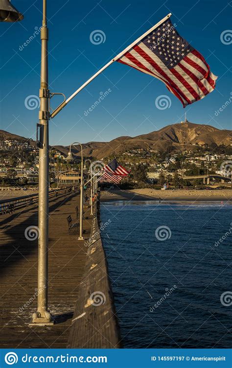 November 9 2018 Ventura Ca Usa Ventura Pier At Sunset Pacific
