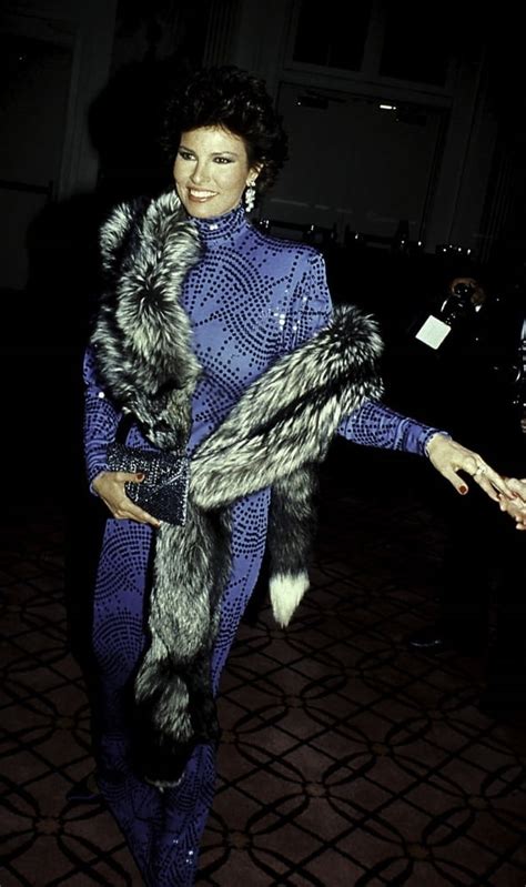 Raquel Welch Wearing A Blue Dress And Fur Scarf Photo Print 8 X 10