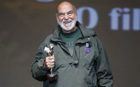 Hoje lima duarte tem 90 anos de idade e vive sozinho em seu sítio na cidade de indaiatuba no lima duarte e regina duarte não são parentes. Lima Duarte é homenageado em Gramado: 'Hoje é um dia de ...