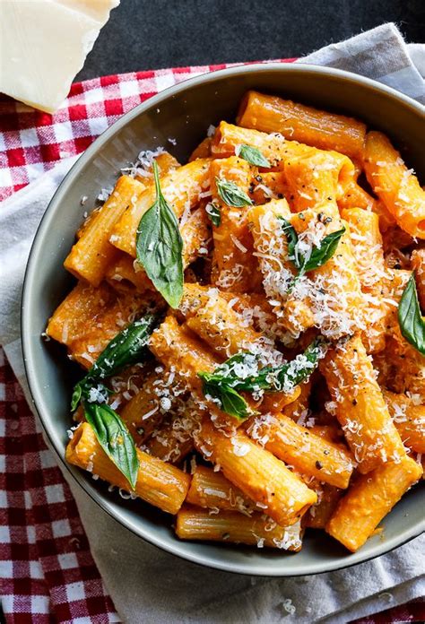 14 Tasty Pasta Recipes to Feed a Crowd