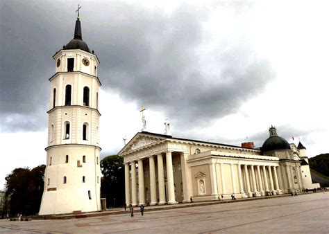 Vilnius Cathedral - Travelexpert.org.uk | Travel ...