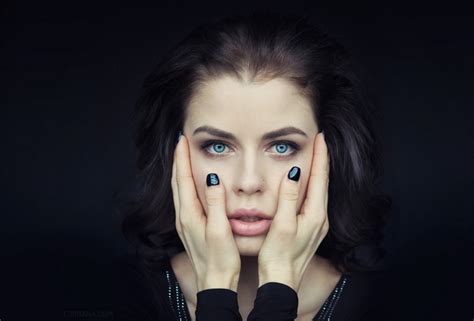 573313 Women Hand Face Blue Eyes Painted Nails Pierced Nose Portrait