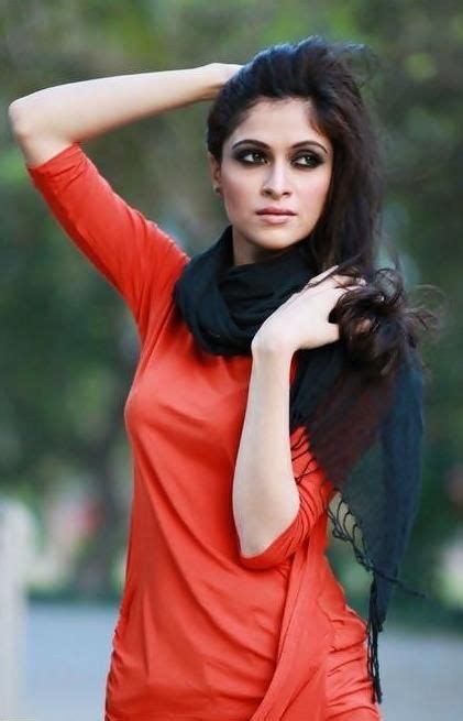Arij Fatyma Actresses Celebs Fashion