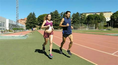 Month Pregnant Athlete Prepares For Marathon Viraltab