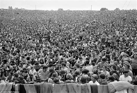 legendary photographer unveils evocative images from woodstock