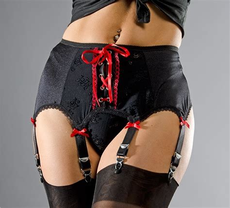 garter world stockings hq parisian 6 strap suspender belt