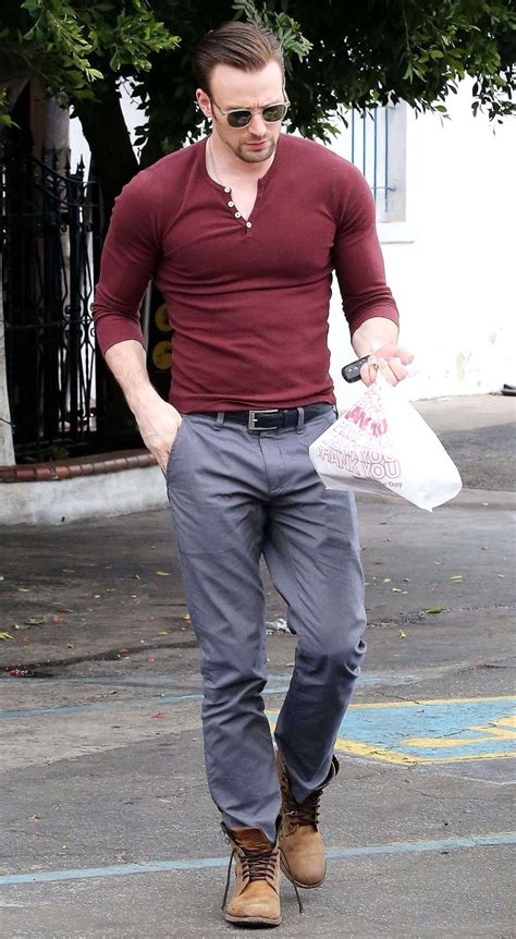 Hot As Hell Celeb Men Chris Evans Candids