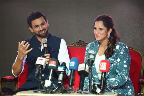 Sania Mirza Shoaib Malik To Host The Mirza Malik Show In Dubai Neemopani