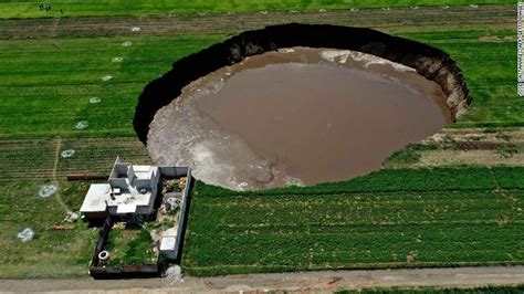 Sinkhole In Mexico Threatens To Swallow Nearby House Cnn Video