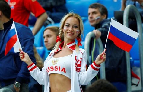 Russian Model Promises To Strip If Hosts Win World Cup 2018 India Today
