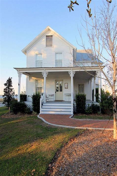 Modern Industrial Farmhouse Exterior