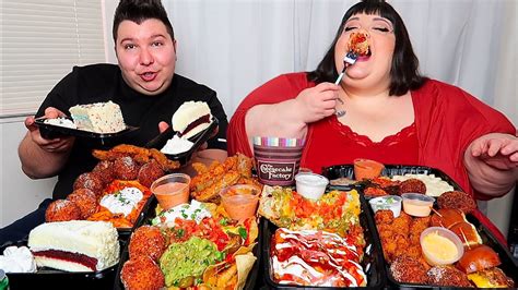 Massive Cheesecake Factory Feast With Hungry Fat Chick • Mukbang Massive Cheesecake Factory