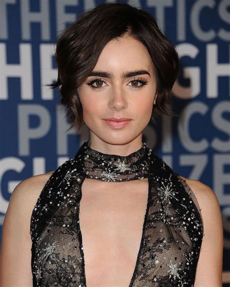 Omg I Have So Much Math Homework To Do Lily Collins Short Hair