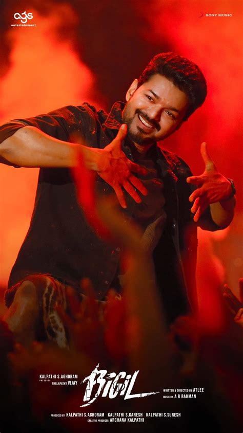 Enjoy and share your favorite beautiful hd wallpapers and background images. Bigil Movie Stills |Vijay |Nayanathara - LinksInd