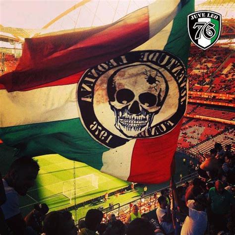 Benfica are looking for a win at sporting to avoid being cut adrift in the title racecredit: Benfica - Sporting Lisbon 31.08.2014