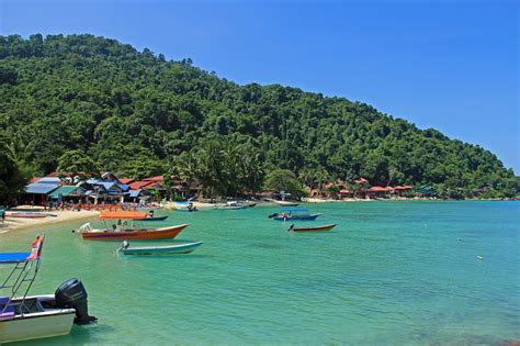 Clean and cozy place, located at perhentian besar between coral view island resort and paradise island resort. Continental Hopscotch: Perhentian Islands, Malaysia