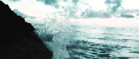 Гифки море 83 фото