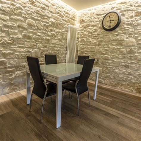 Serie di pietre per rivestimento interno ed esterno in pietra ricostruita add to wishlist. Kunststein-Wandverkleidung - ARENAL - Pietre d'arredo ...