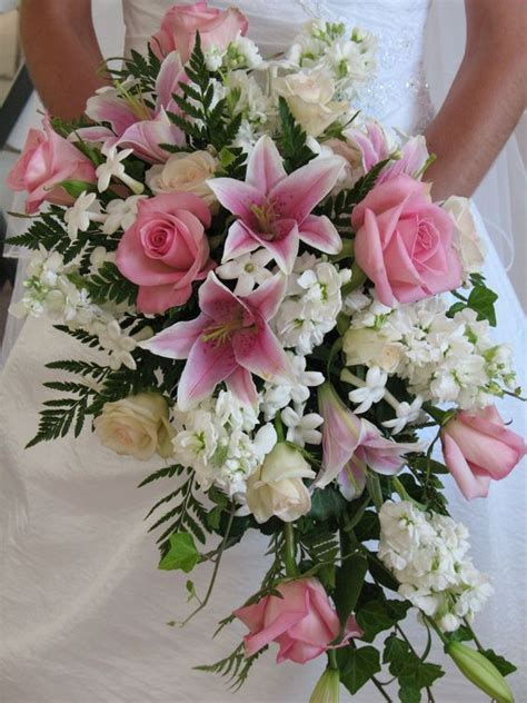 Pin By Angela Payne On A Wedding In Pink Flower Bouquet Wedding