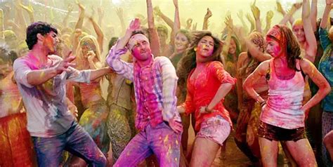 5 Most Memorable Holi Moments From Bollywood Movies