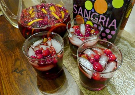 A Squared Holiday Sangria With Beso Del Sol Holiday Sangria Sangria