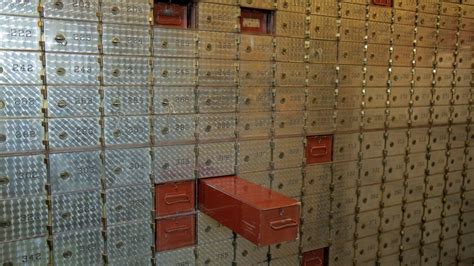Safe Deposit Box What To Know Bankrate