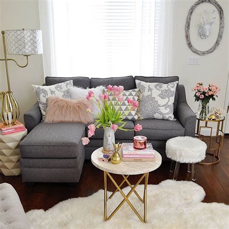 25 Best Small Living Room Decor And Design Ideas For 2020