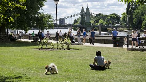 15 Perfect Picnic Spots In London Parks For An Alfresco Lunch In London