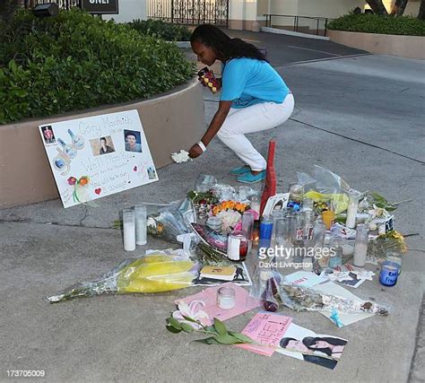 Cory Monteith Remembered In Los Angeles Photos And Premium High Res