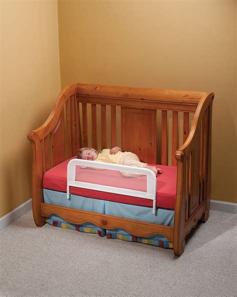 Maybe you would like to learn more about one of these? Awesome and Safe Toddler Bed with Rails | atzine.com