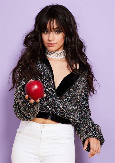 Camila Cabello Mujeres Cantante Morena Pelo Largo Simple Fruta