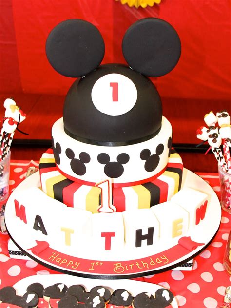 I can't wait to display this at my sons birthday party & smash cake shoot ❤️. Kids Party Ideas: Mickey Mouse Themed First Birthday ...