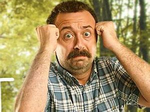 Filmin kadrosuna komedi filmlerinin aranan ismi ufuk özkan'da dahil olunca ortaya mükemmel bir komedi hikayesi. Sen Sağ Ben Selamet Oyuncuları, Kadrosu, Gerçek İsimleri ...