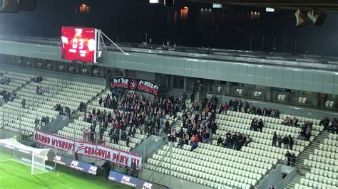 27 lutego o godzinie 18:00 ropocznie się mecz cracovia kraków zagłębie lubin tutaj sprawdzisz wyniki na żywo z tego spotkania. PP: Cracovia - Zagłębie Lubin szydera z piłkarzy. 2017-09-21 - YouTube