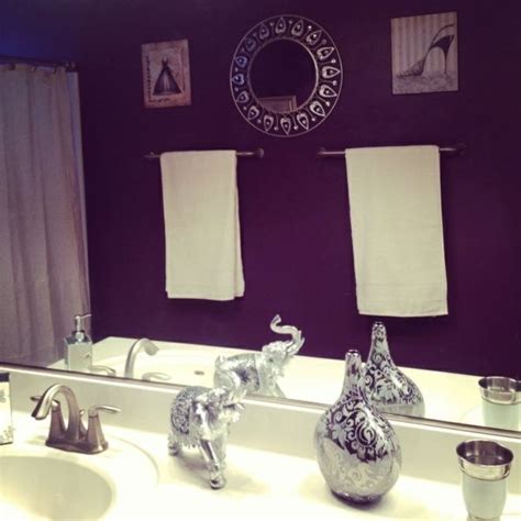 Wildlilie Aubergine Ca Purple Bathrooms Purple Bathroom Decor
