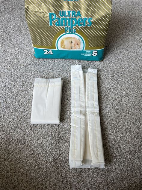 Vintage Ultra Pampers Plus Plastic Diapers Size Small 6 14lbs 1990 Ebay