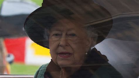 Queen Elizabeth Ii Turns 96 Marks Occasion With Little Fanfare News18