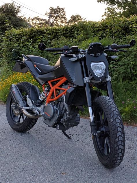 The new colour scheme was first seen at the eicma show in milan, italy in november 2013 and is now be available on the duke 390 at all ktm showrooms across the country. My own bike, a KTM Duke 390, originally white and too much ...