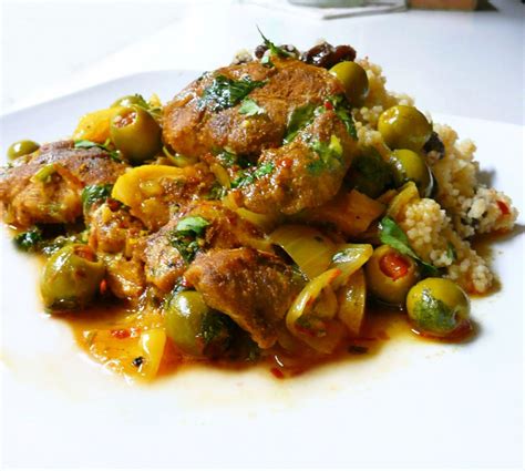 Heat butter and 1 tablespoon oil in base of tagine (or in skillet), uncovered, over moderate heat until hot but not smoking, then brown half of chicken, skin sides down, turning over once, 8 to 12. Moroccan Chicken Tagine with Preserved Lemon and Olives ...