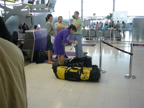 Is this a new scam? File:VTBS-Check-In-baggage tags.JPG - Wikimedia Commons