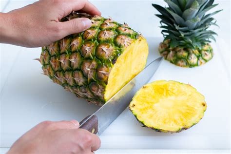 How To Cut A Pineapple Recipe Cart