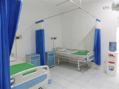 Ruang Rawat Inap Rumah Sakit Delima Asih Sismamedika