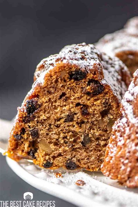 Applesauce Bundt Cake With Raisins And Nuts The Best Cake Recipes